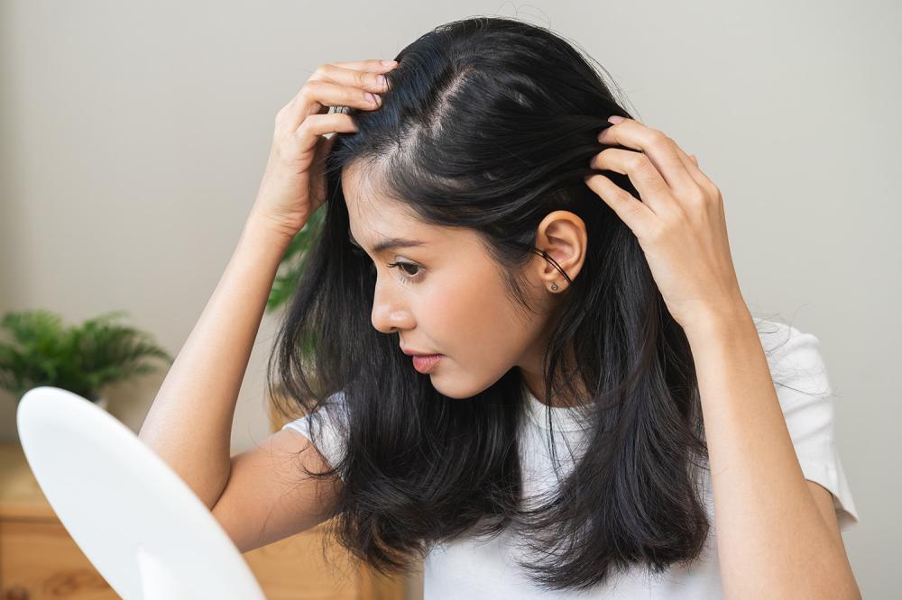 examen-des-cheveux-cuir-chevelu